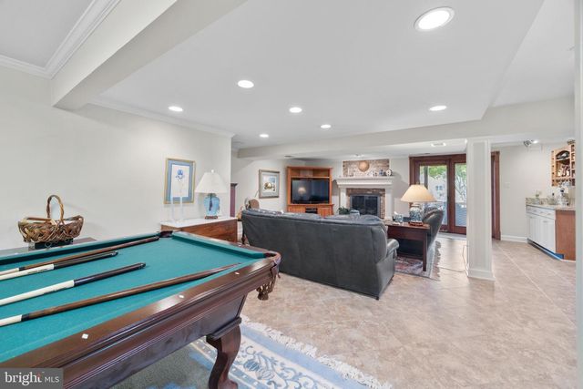 2924 OAKBURY CT, Oakton, VA 22124