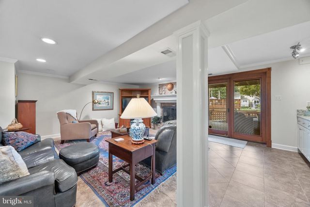2924 OAKBURY CT, Oakton, VA 22124