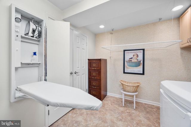 2924 OAKBURY CT, Oakton, VA 22124