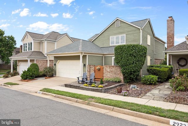 2924 OAKBURY CT, Oakton, VA 22124
