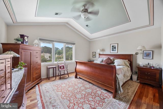 2924 OAKBURY CT, Oakton, VA 22124