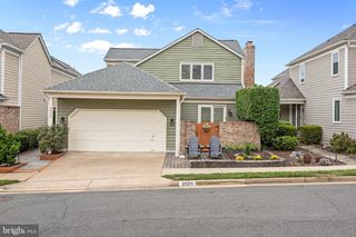 2924 OAKBURY CT, Oakton, VA 22124