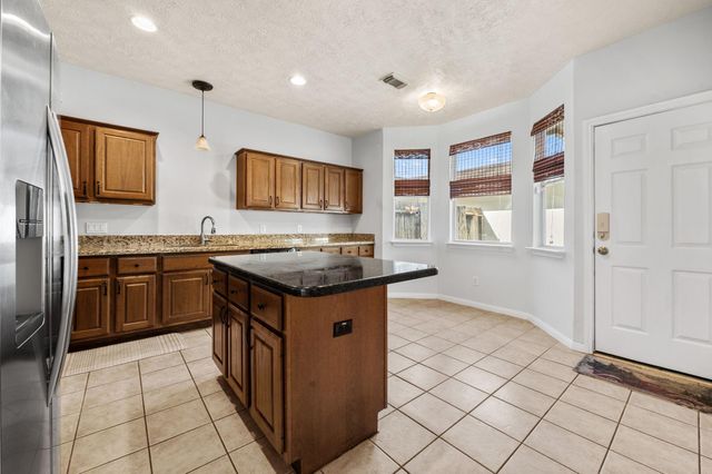 607 Travis Street 5, Webster, TX 77598