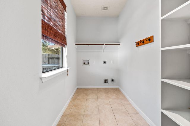 607 Travis Street 5, Webster, TX 77598