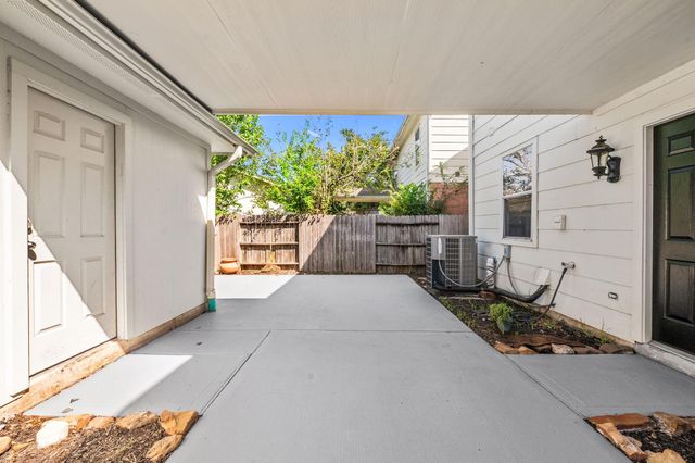 607 Travis Street 5, Webster, TX 77598