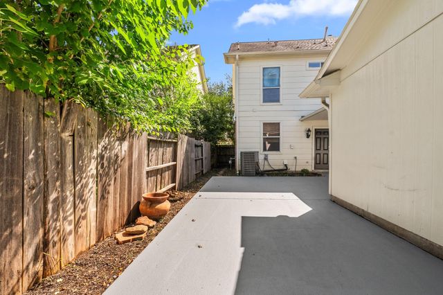 607 Travis Street 5, Webster, TX 77598