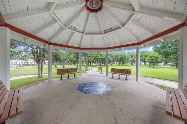 607 Travis Street 5, Webster, TX 77598