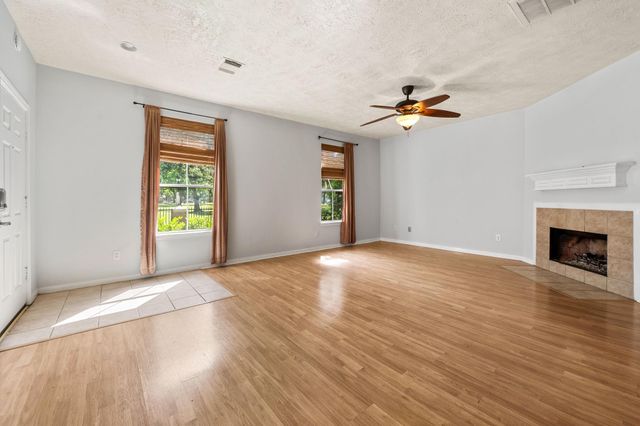 607 Travis Street 5, Webster, TX 77598