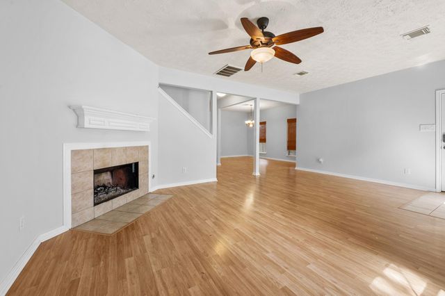607 Travis Street 5, Webster, TX 77598
