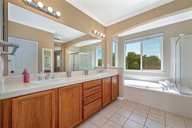 7637 Colbert Dr, Rancho Murieta, CA 95683