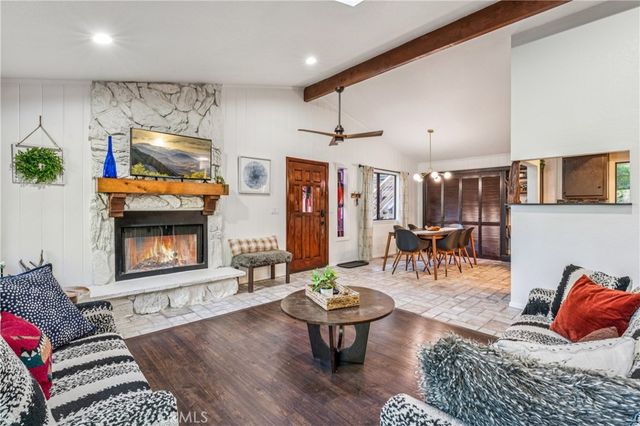 24166 Cresta, Crestline, CA 92325