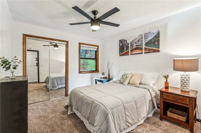 24166 Cresta, Crestline, CA 92325