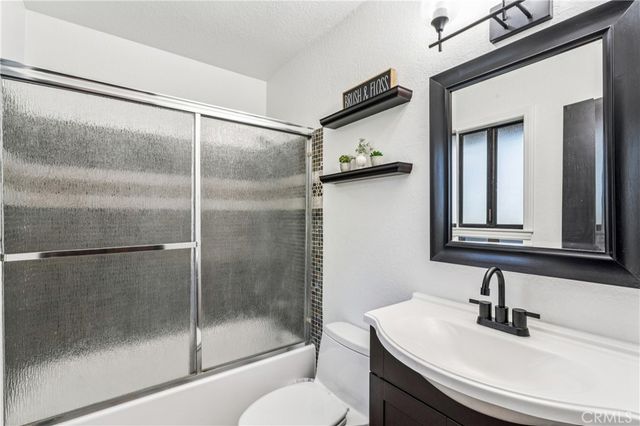 24166 Cresta, Crestline, CA 92325