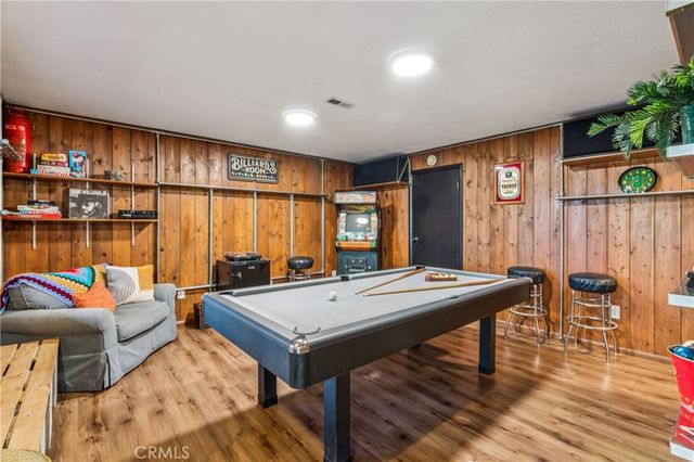 24166 Cresta, Crestline, CA 92325