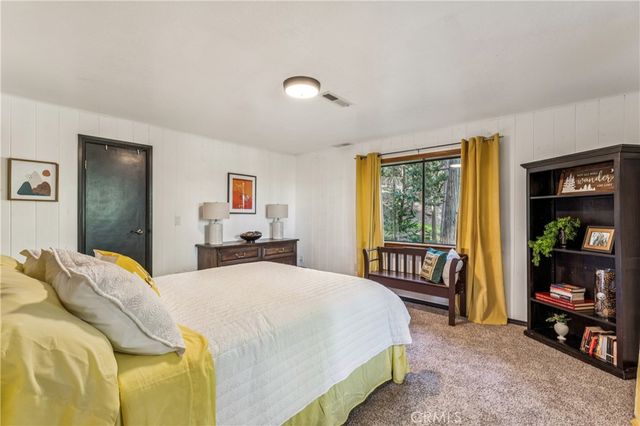 24166 Cresta, Crestline, CA 92325