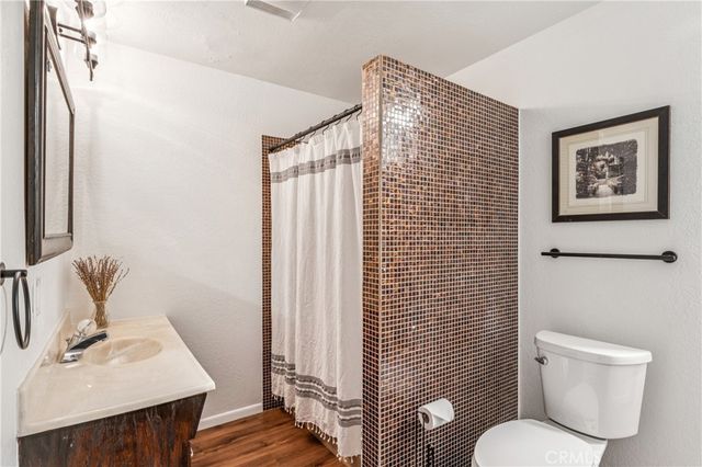 24166 Cresta, Crestline, CA 92325