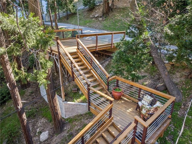 24166 Cresta, Crestline, CA 92325