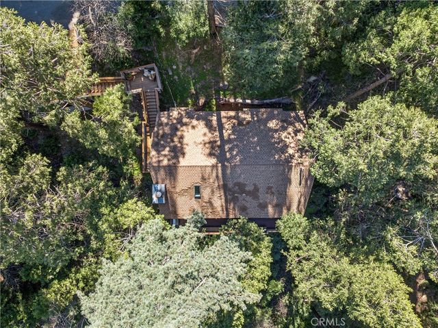 24166 Cresta, Crestline, CA 92325