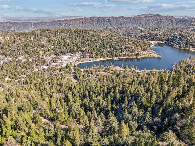 24166 Cresta, Crestline, CA 92325