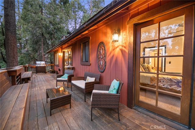 24166 Cresta, Crestline, CA 92325