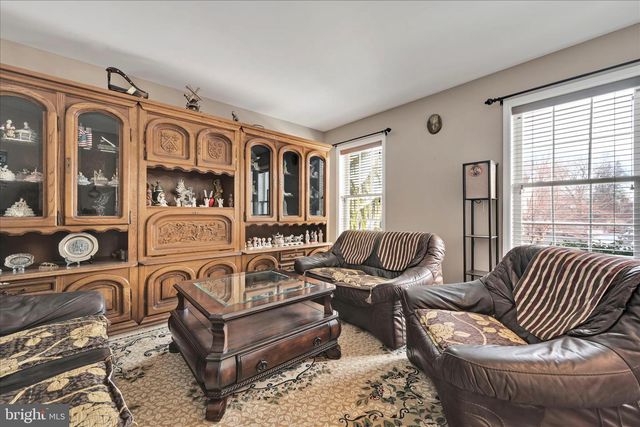 62 STELLA DR, Reading, PA 19608