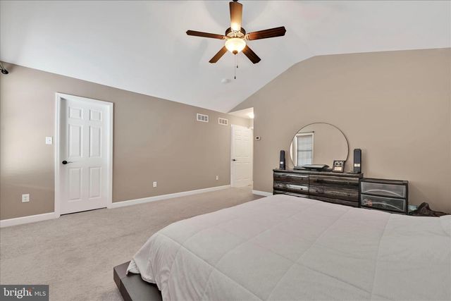 62 STELLA DR, Reading, PA 19608