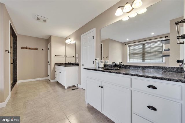 62 STELLA DR, Reading, PA 19608