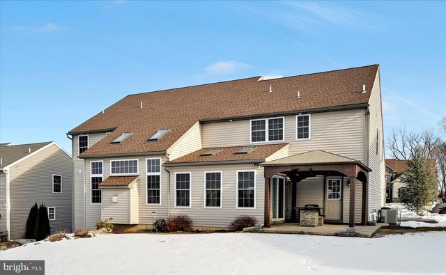 62 STELLA DR, Reading, PA 19608