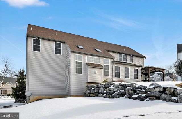 62 STELLA DR, Reading, PA 19608