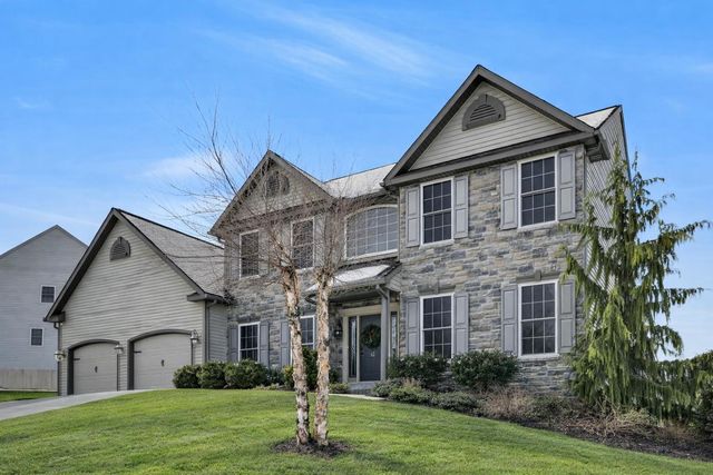 62 STELLA DR, Reading, PA 19608