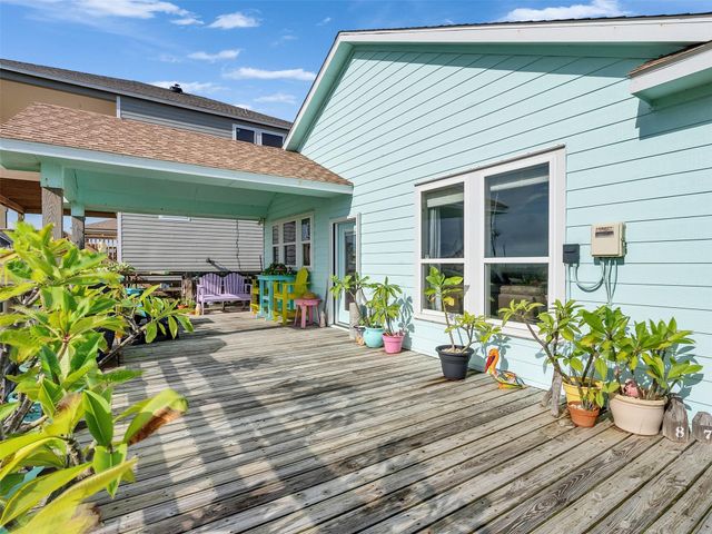 4710 Palm Street, Freeport, TX 77541