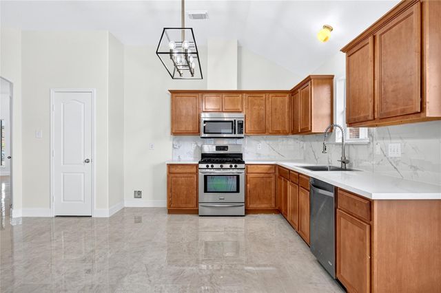 2606 Cypress Springs Drive, Pearland, TX 77584