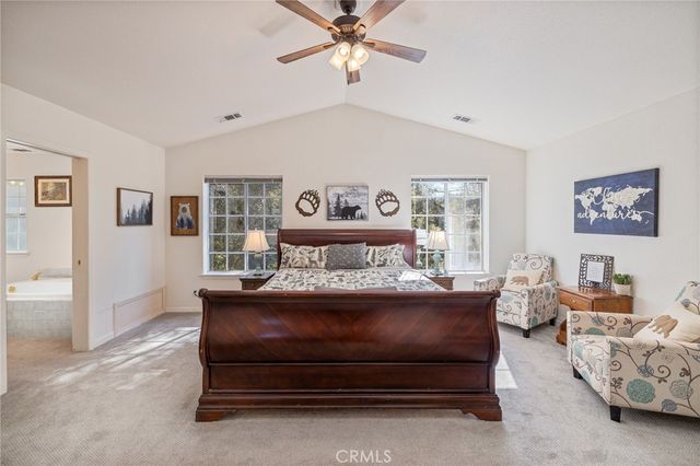 39301 Moonray Lane, Oakhurst, CA 93644