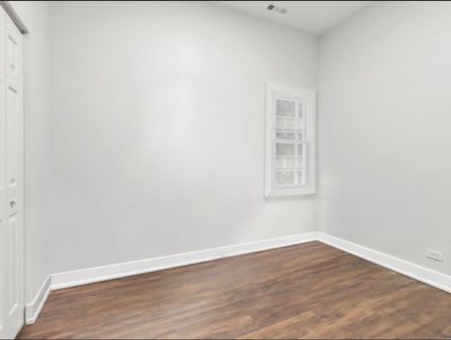 3053 E 79th Street 1, Chicago, IL 60649
