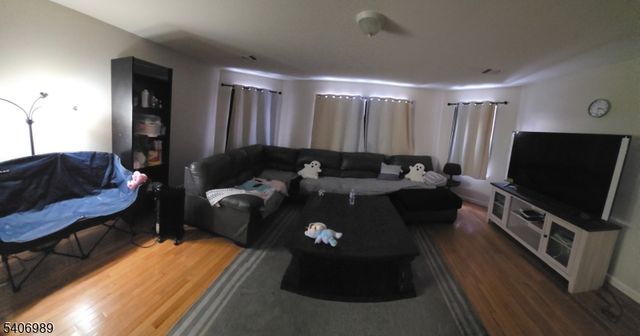 26 Clinton Pl, Newark City, NJ 07108