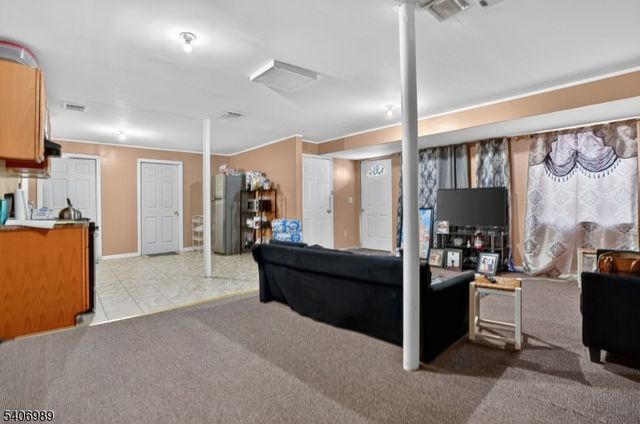 26 Clinton Pl, Newark City, NJ 07108