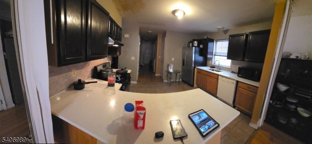 26 Clinton Pl, Newark City, NJ 07108