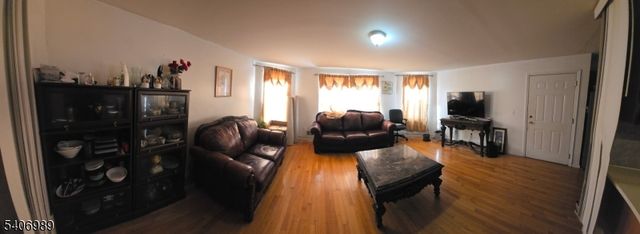 26 Clinton Pl, Newark City, NJ 07108