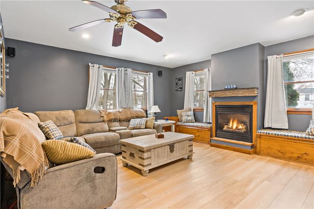 702 Arcade Avenue, Seekonk, MA 02771