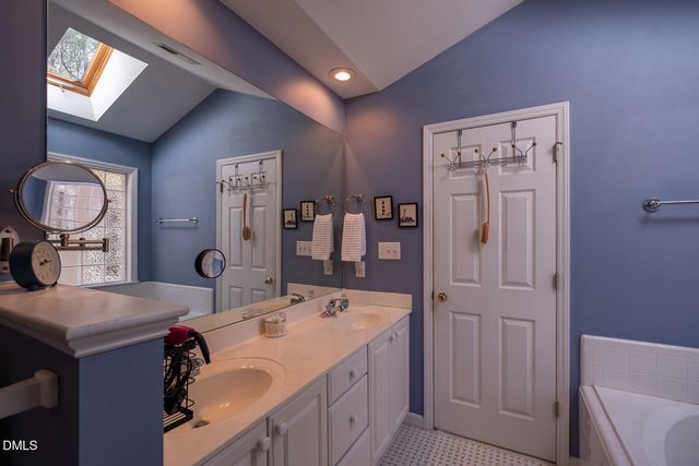 113 Sudbury Lane, Chapel Hill, NC 27516