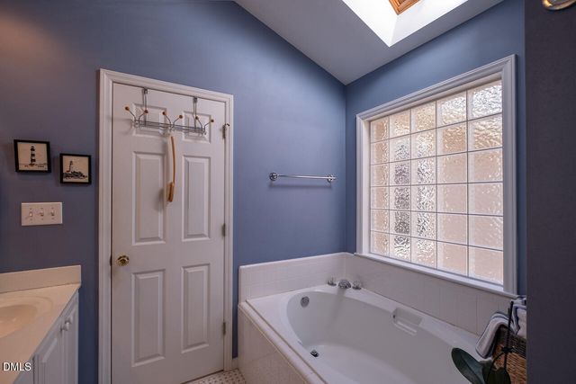 113 Sudbury Lane, Chapel Hill, NC 27516