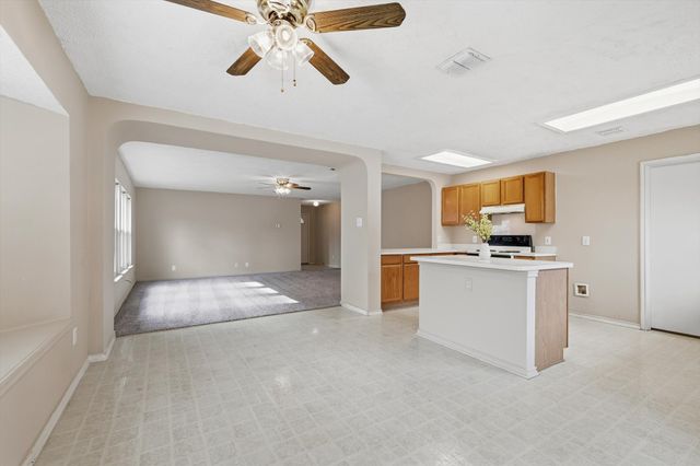 3148 Spyglass Drive, Grand Prairie, TX 75052