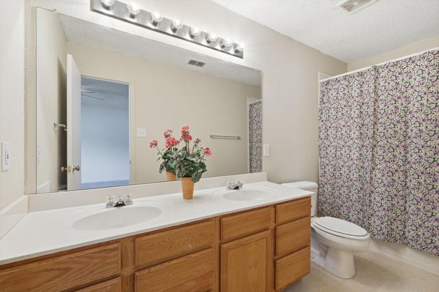 3148 Spyglass Drive, Grand Prairie, TX 75052