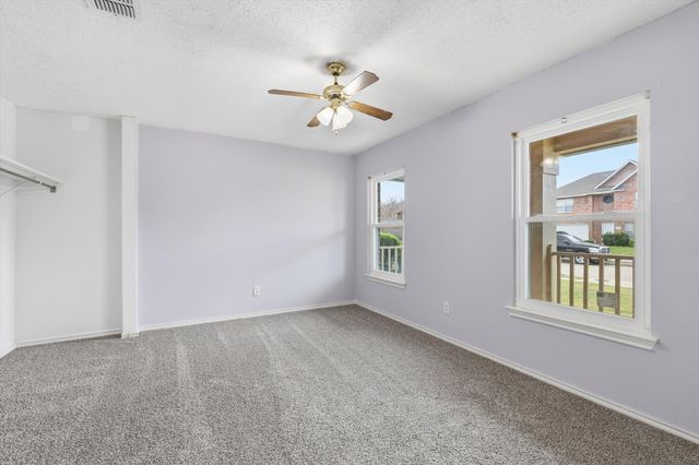 3148 Spyglass Drive, Grand Prairie, TX 75052