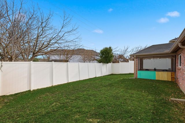 3148 Spyglass Drive, Grand Prairie, TX 75052