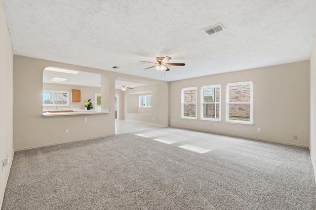 3148 Spyglass Drive, Grand Prairie, TX 75052