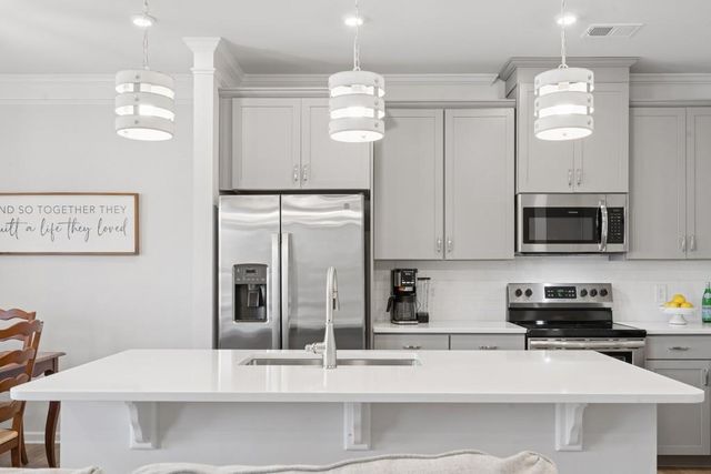 340 Crider Court, Woodstock, GA 30188