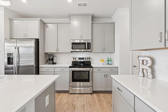 340 Crider Court, Woodstock, GA 30188