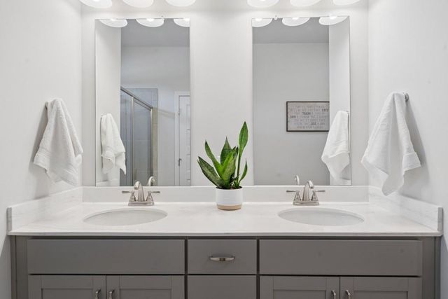 340 Crider Court, Woodstock, GA 30188