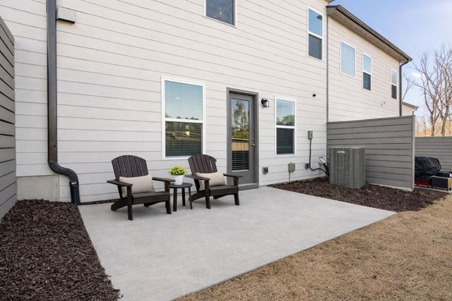 340 Crider Court, Woodstock, GA 30188